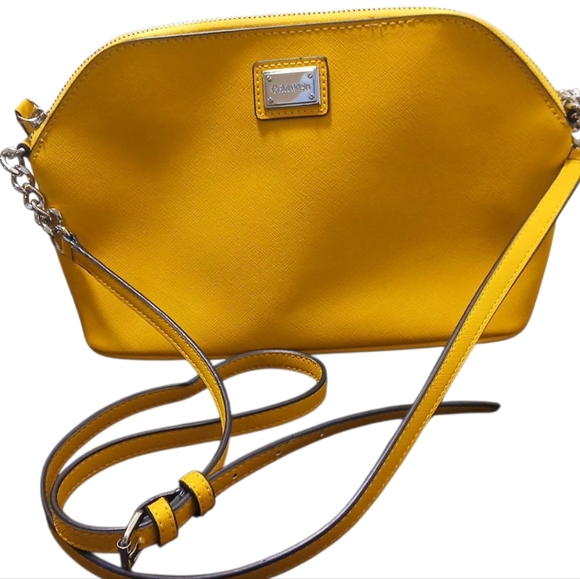 Calvin Klein - NWOT, Yellow Crossbody Bag, Adjustable Strap, Zippered Closure, - Picture 12 of 12